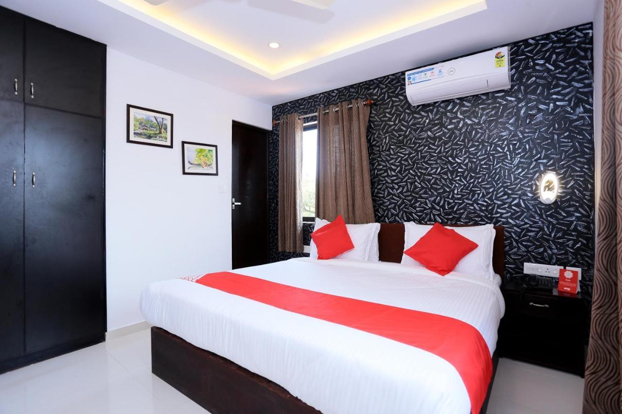 Capital O 61059 Green Life Hotell Kochi Exteriör bild