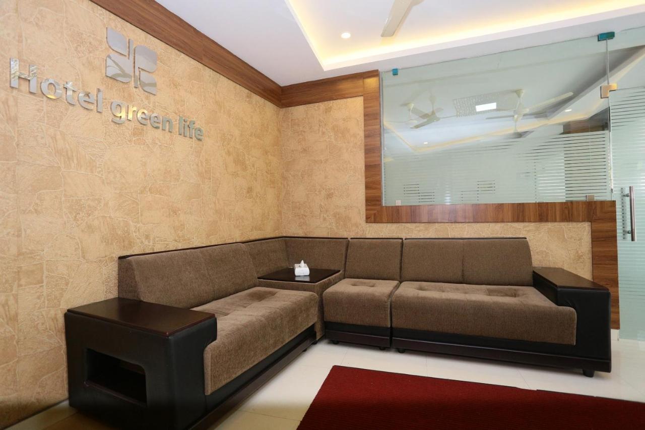 Capital O 61059 Green Life Hotell Kochi Exteriör bild