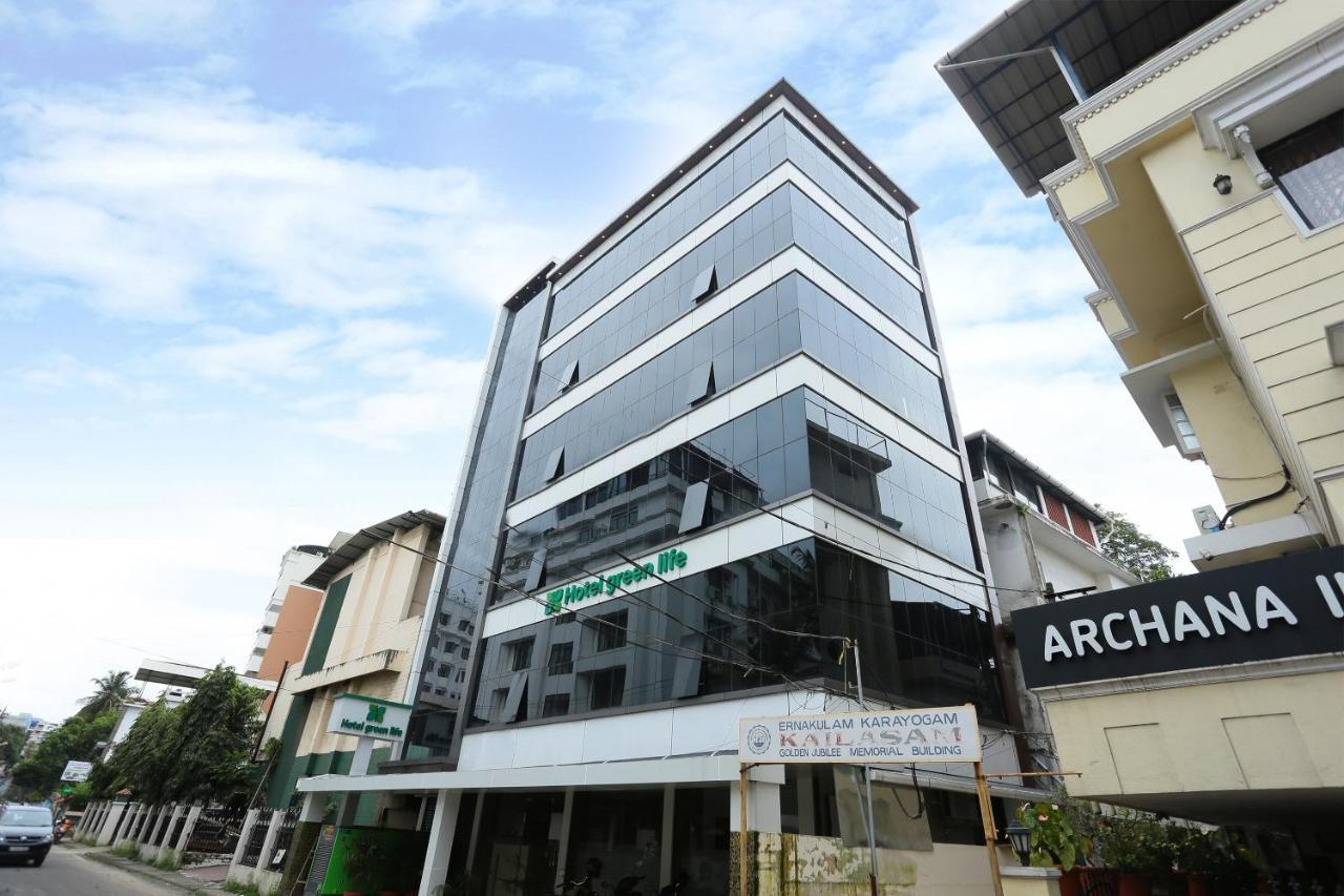 Capital O 61059 Green Life Hotell Kochi Exteriör bild